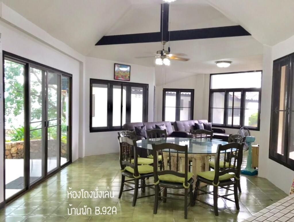 Baan Rug Nam Sai Villa แกลง ภายนอก รูปภาพ
