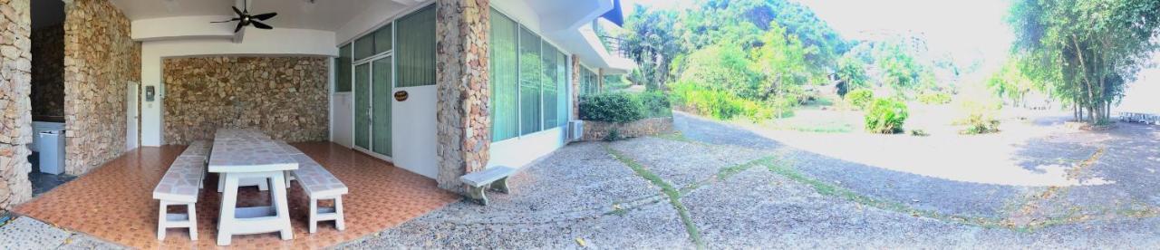 Baan Rug Nam Sai Villa แกลง ภายนอก รูปภาพ