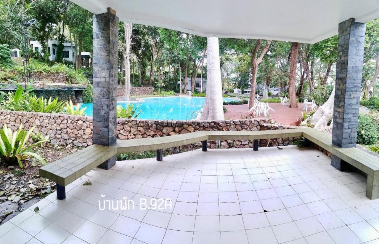 Baan Rug Nam Sai Villa แกลง ภายนอก รูปภาพ